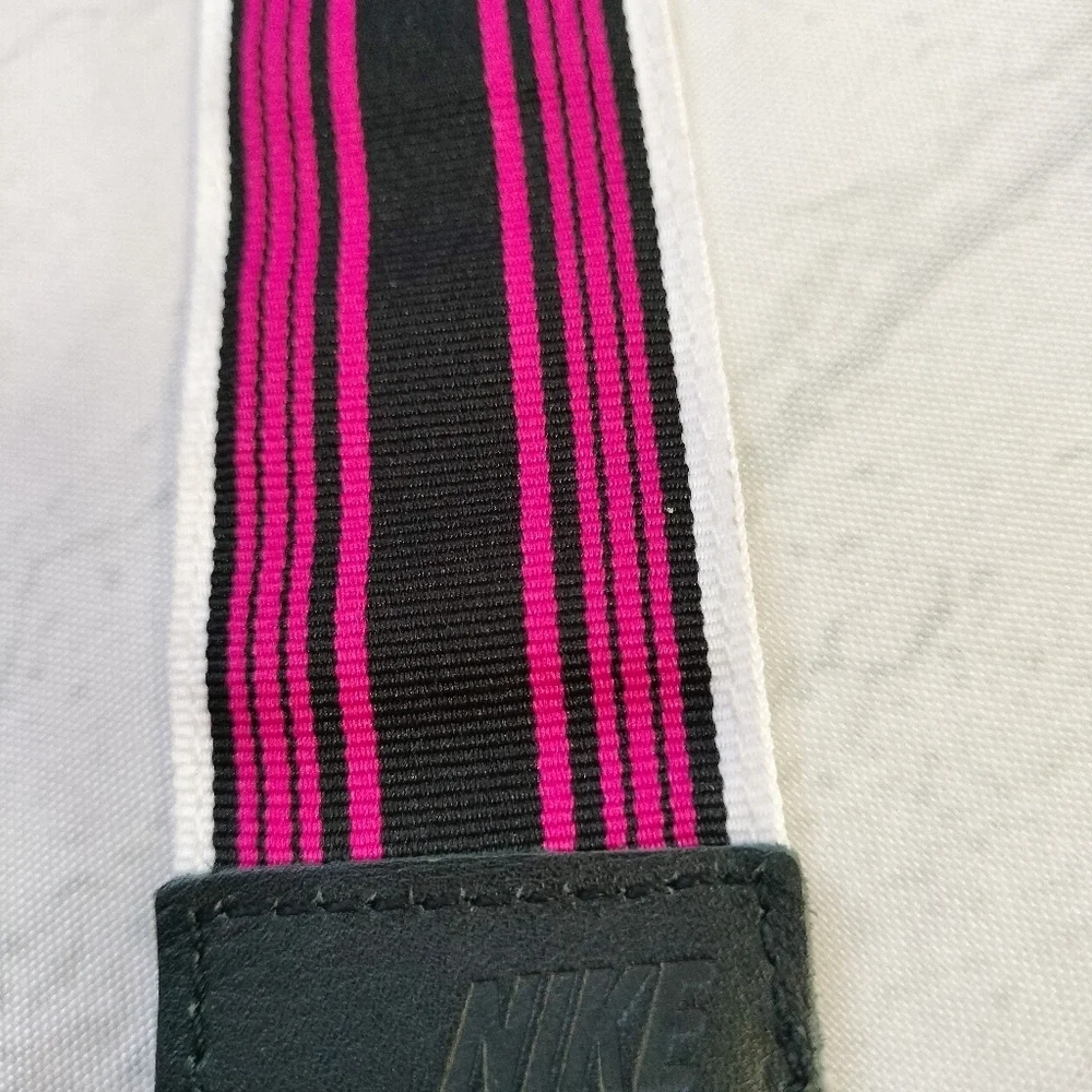 Nick Golf Black and Pink Striped Women's Belt Sz M/L D Ring Closure Preppy Work